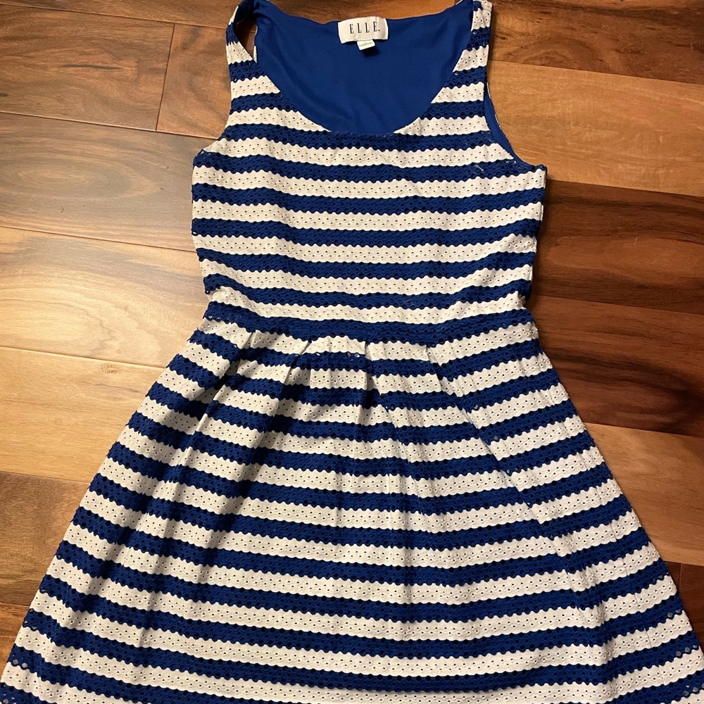 Fun & Flirty 💙🤍 dress by Elle